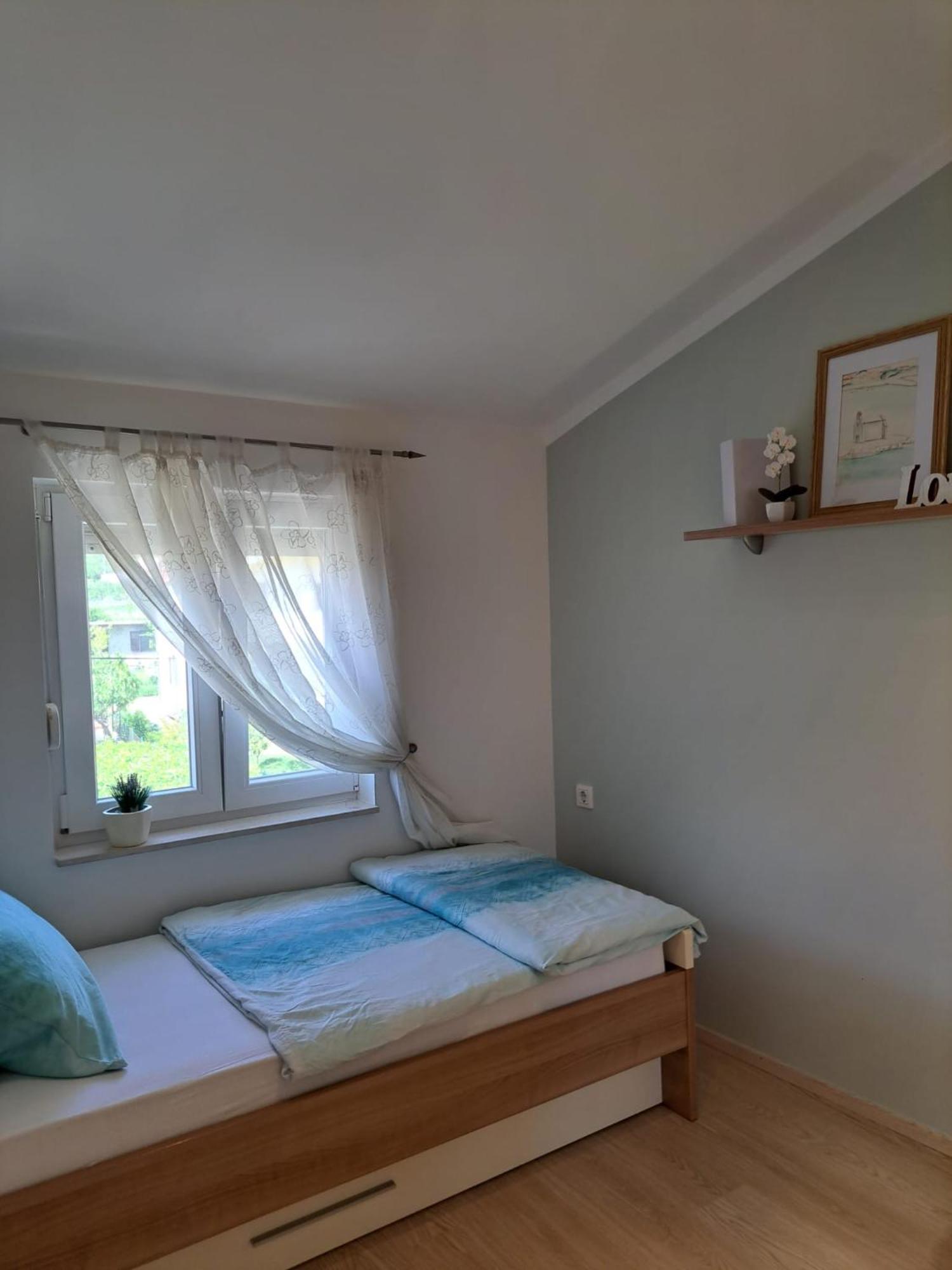 Apartment Lucia Posedarje