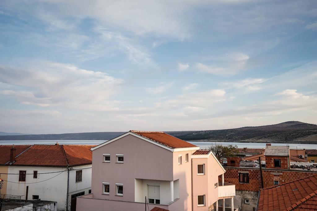 Lucia Apartment